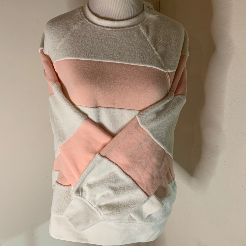 GAP pink and white vintage soft sweater